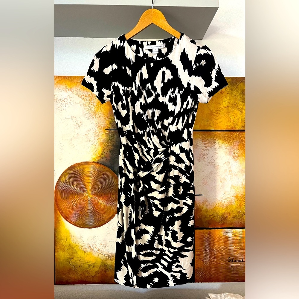 Diane Von Furstenberg   ZOE Dress size 6 - Picture 4 of 15